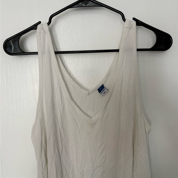 Old Navy White Tank Top - Picture 5 of 6